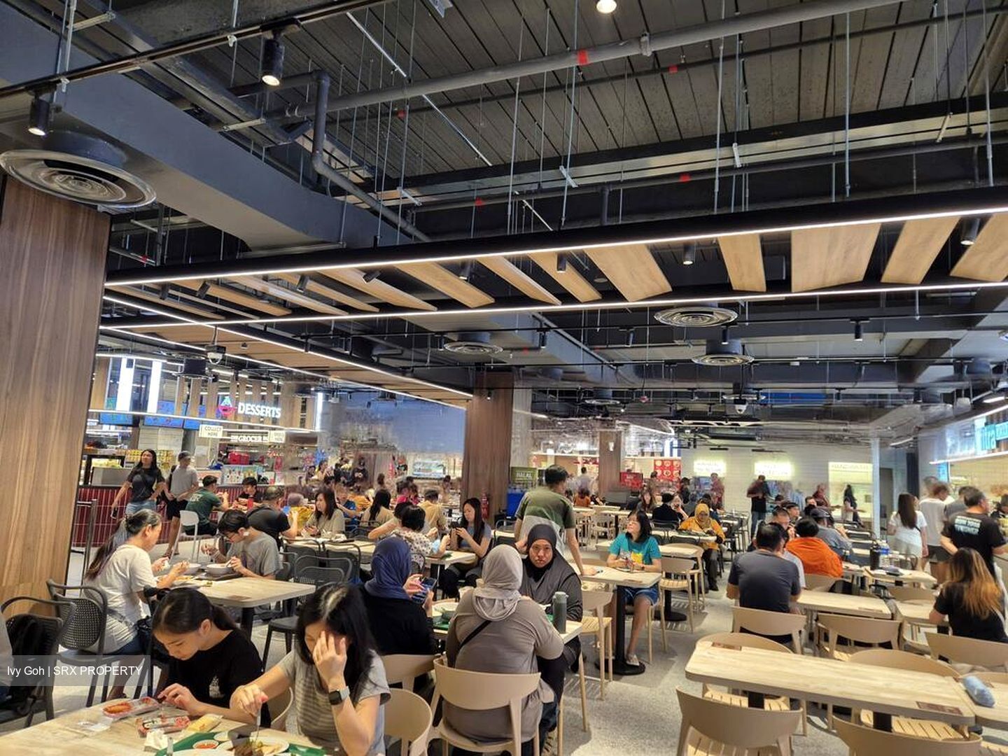 Sembawang Shopping Centre (D27), Retail #497435861